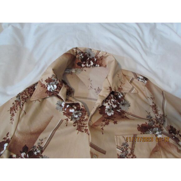 MEN'S VINTAGE BUTTON-DOWN SHIRT POCKET BROWN FLORAL NOVELTY PRINT SMALL HAWAIIAN - Picture 3 of 8